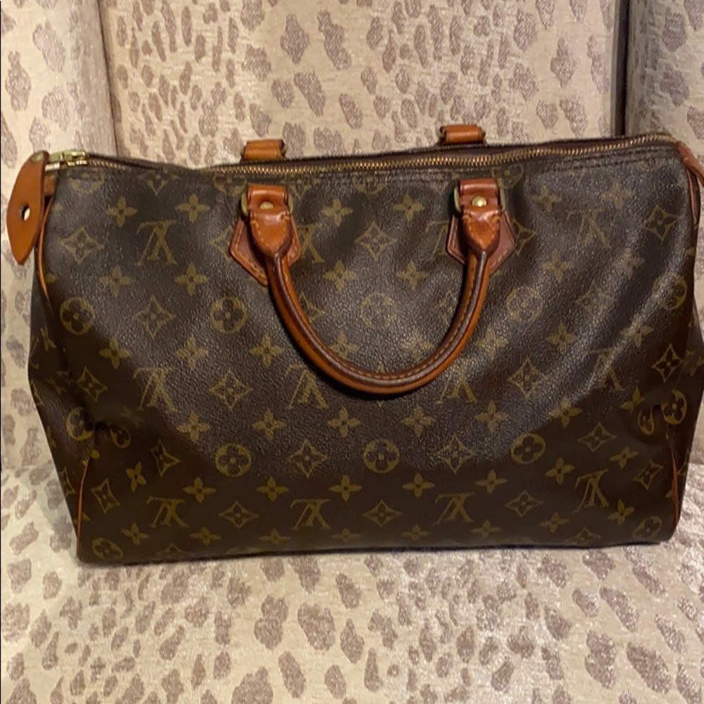 Louis Vuitton Speedy 35 monogram- Date code FC892